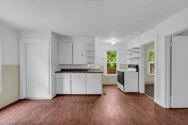 $129,500 | 1610 16th Street, Port Huron, MI 48060