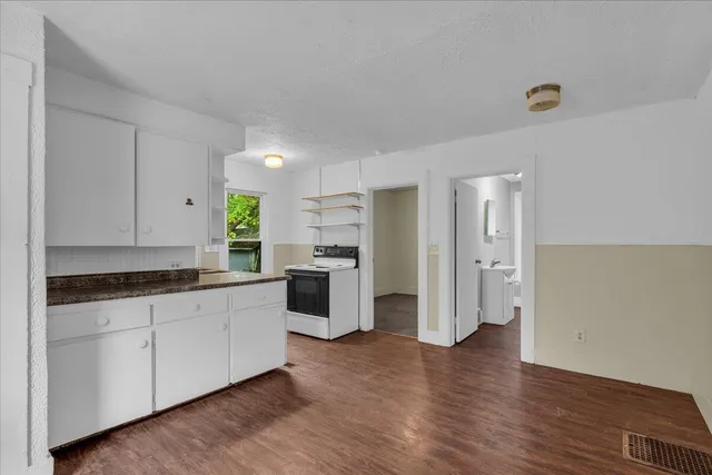 $129,500 | 1610 16th Street, Port Huron, MI 48060