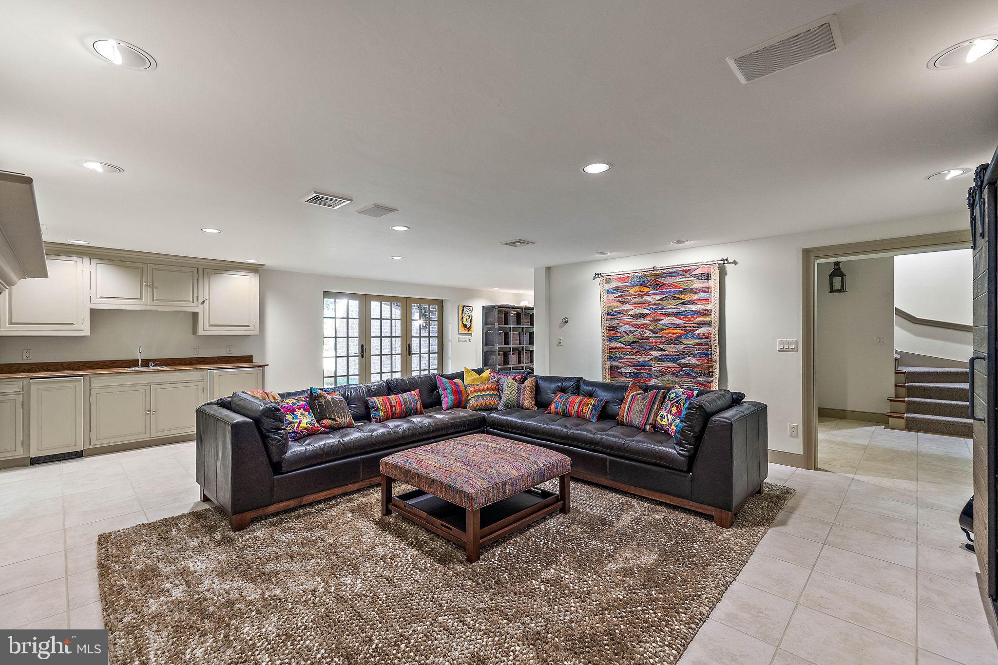 4635 Newark Road Cochranville, PA 19330 - Photo 43 of 113 Family Room