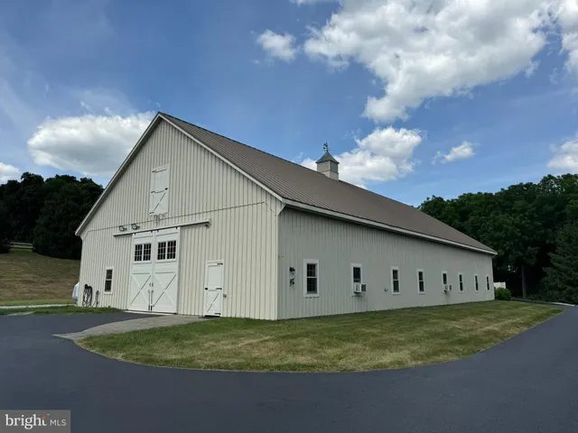 $4,650,000 | 4635 Newark Road, Cochranville, PA 19330