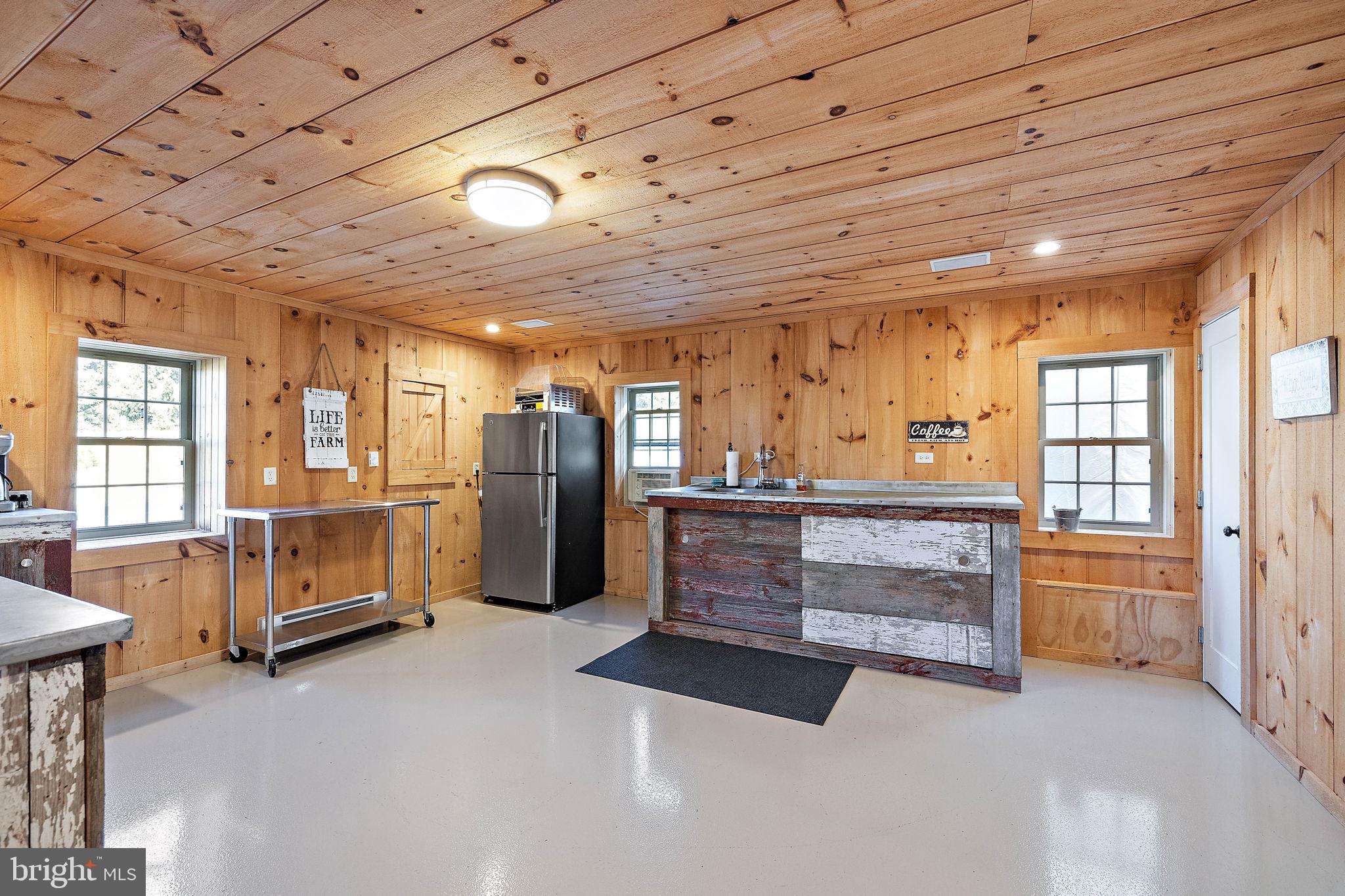 4635 Newark Road Cochranville, PA 19330 - Photo 72 of 113 Entertainment Barn