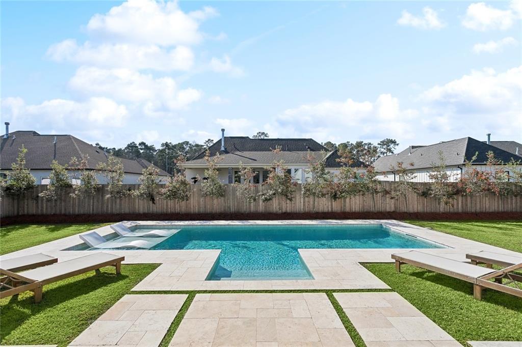 116 Boxelder Court Madisonville, LA 70447 - Photo 2 of 42