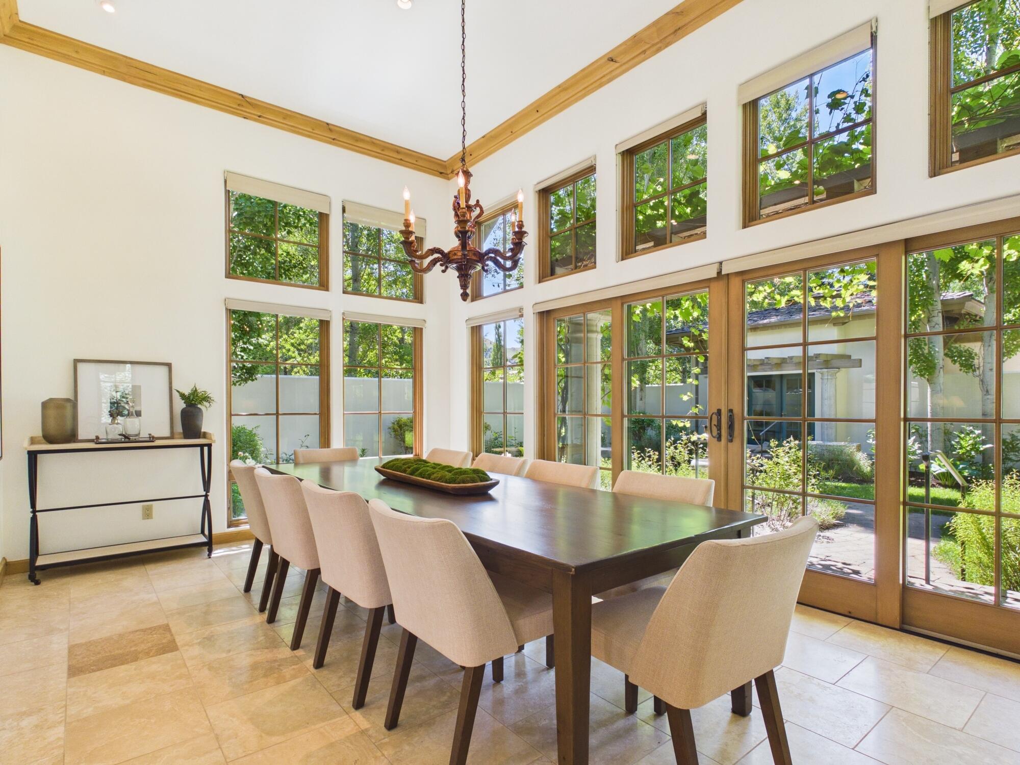 5 Willow Road Sun Valley, ID 83353 - Photo 14 of 55 Dining Area