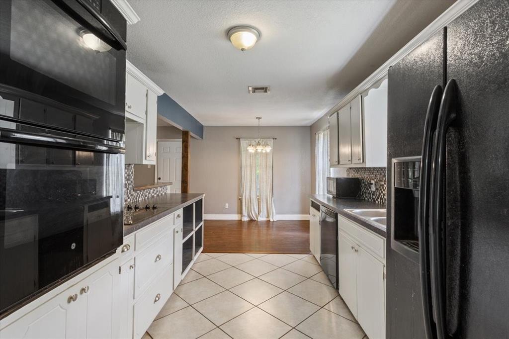 901 South Old Temple Road Lorena, TX 76655 - Photo 13 of 35 Gallery Image 13