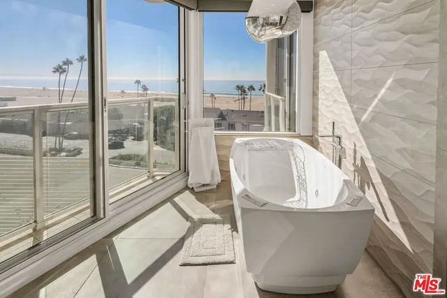 $11,999,000 | 101 Ocean Avenue, Unit A100, Santa Monica, CA 90402