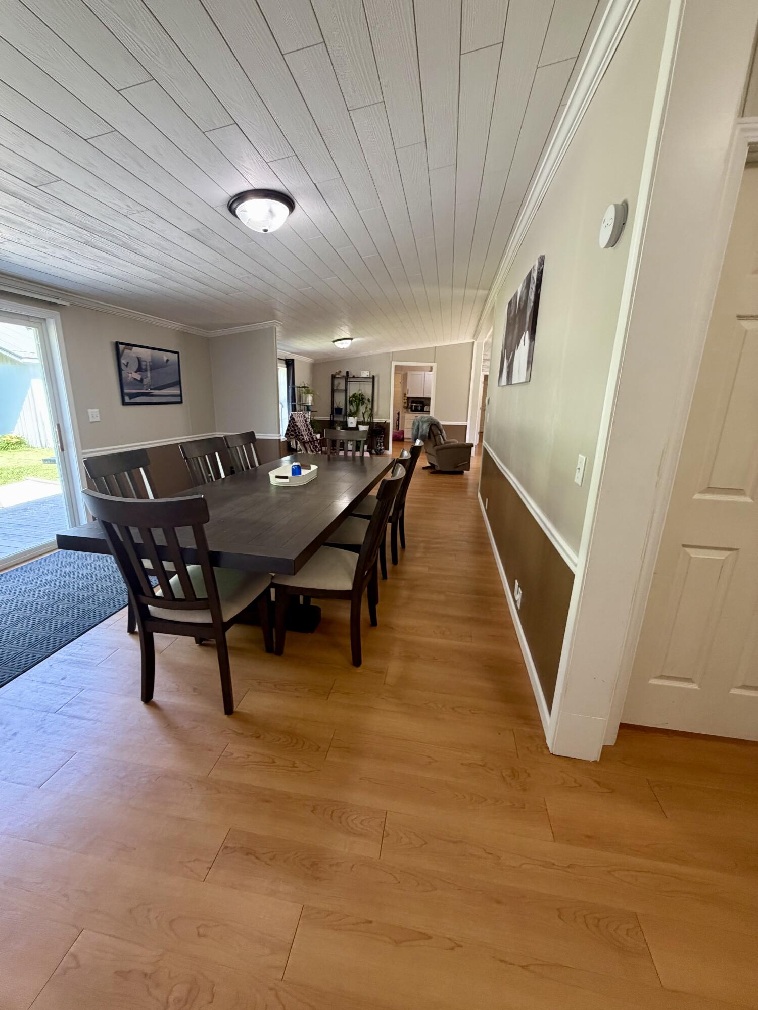 646 George Street Clare, MI 48617 - Photo 5 of 25 IMG_0138