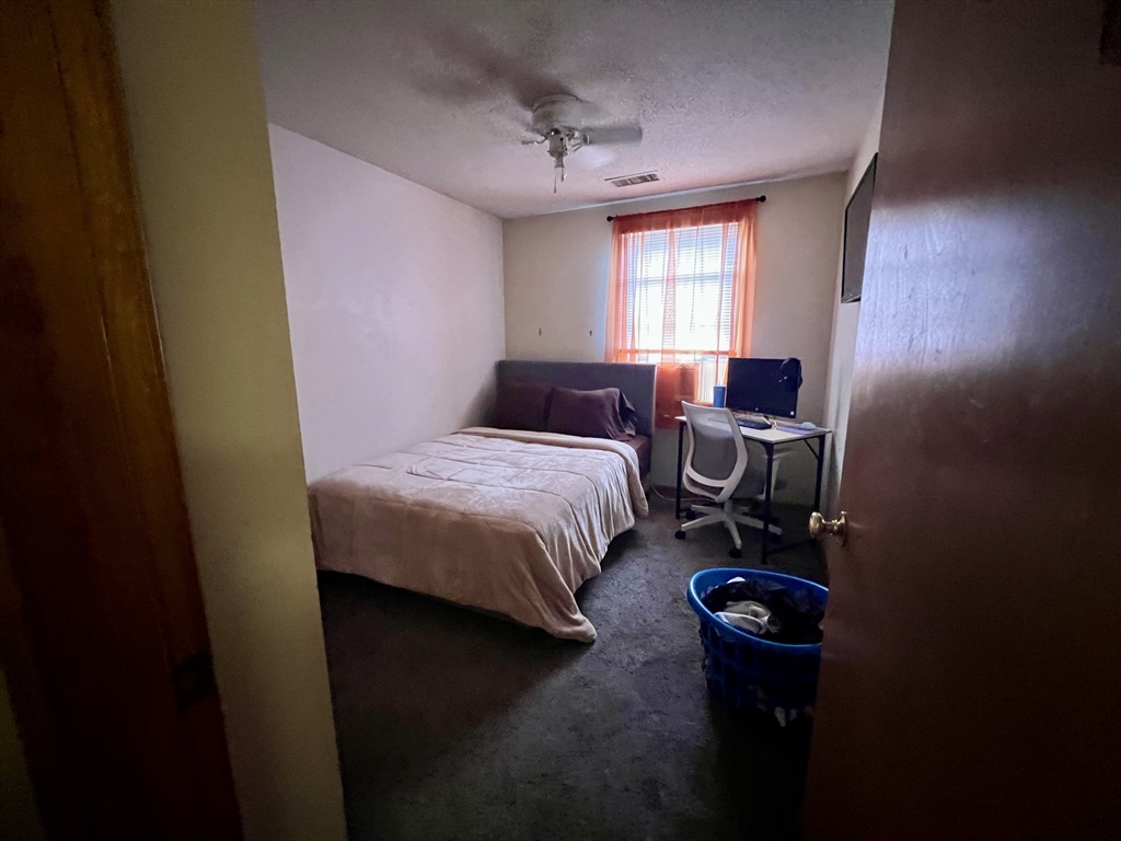 46-48 Kent Road Springfield, MA 01129 - Photo 21 of 24