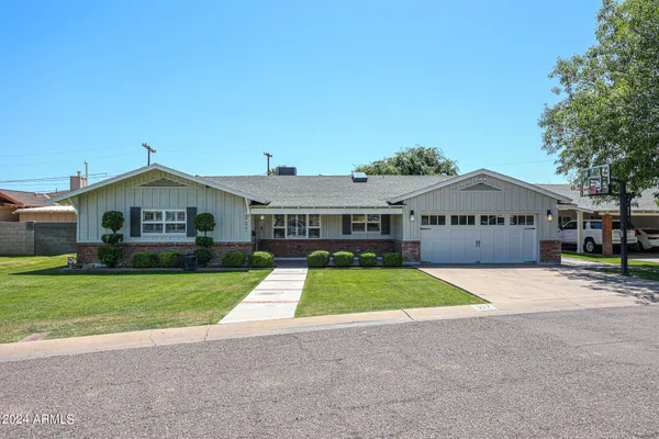 $4,750 | 327 East Keim Drive, Phoenix, AZ 85012