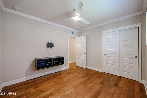 $4,750 | 327 East Keim Drive, Phoenix, AZ 85012