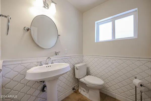 $4,750 | 327 East Keim Drive, Phoenix, AZ 85012