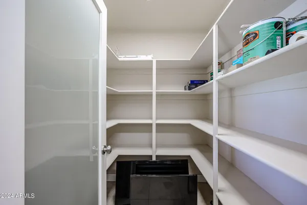 $4,750 | 327 East Keim Drive, Phoenix, AZ 85012