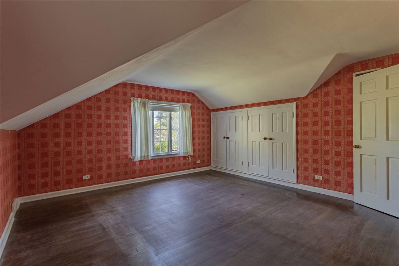 3307 Landstrom Road Rockford, IL 61107 - Photo 28 of 40 an empty room with windows