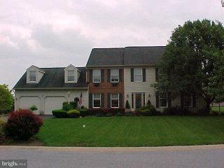 570 Magnolia Drive Lititz, PA 17543 - Photo 1 of 8