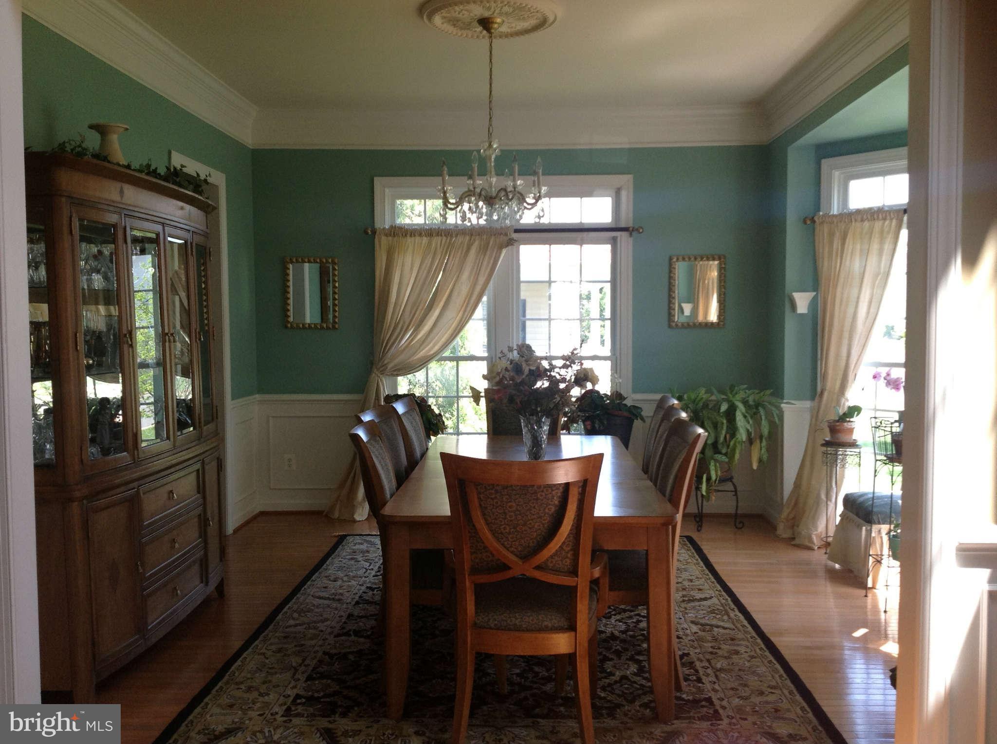 43004 Running Ridge Way Leesburg, VA 20176 - Photo 18 of 30 Dining Room