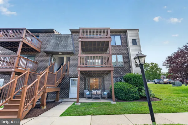 $149,000 | 5200 Hilltop Drive, Unit 313, Brookhaven, PA 19015