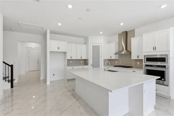 $5,400 | 16017 Volterra Point, Bella Collina, FL 34756