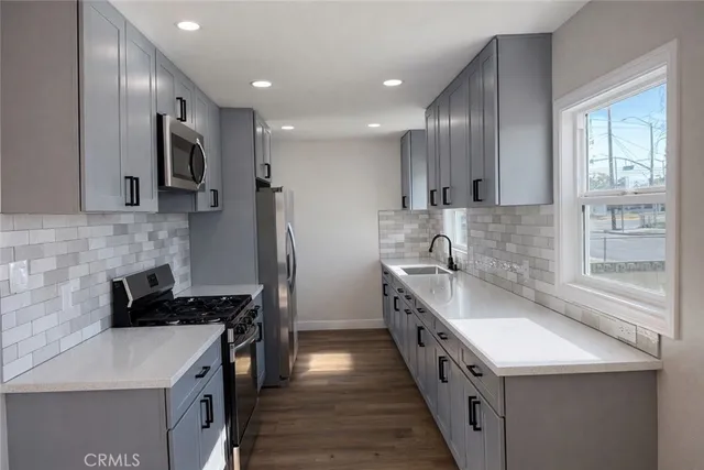 $669,000 | 813 West Stockwell Street, Compton, CA 90222