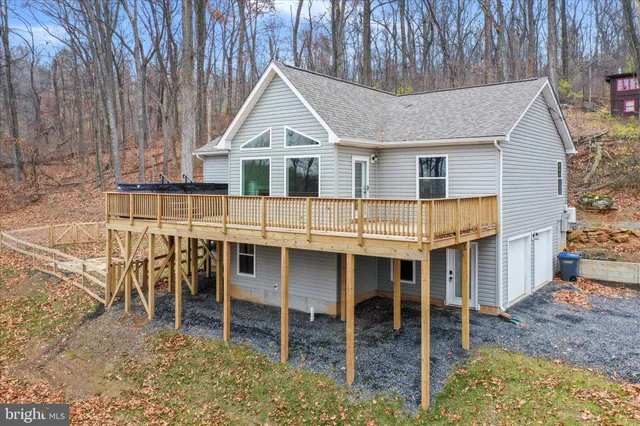 $569,000 | 401 Bragg Drive, Front Royal, VA 22630