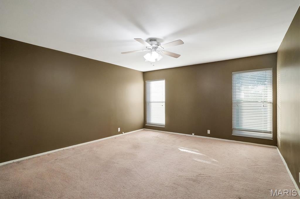 15583 Clayton Road Ballwin, MO 63011 - Photo 19 of 29