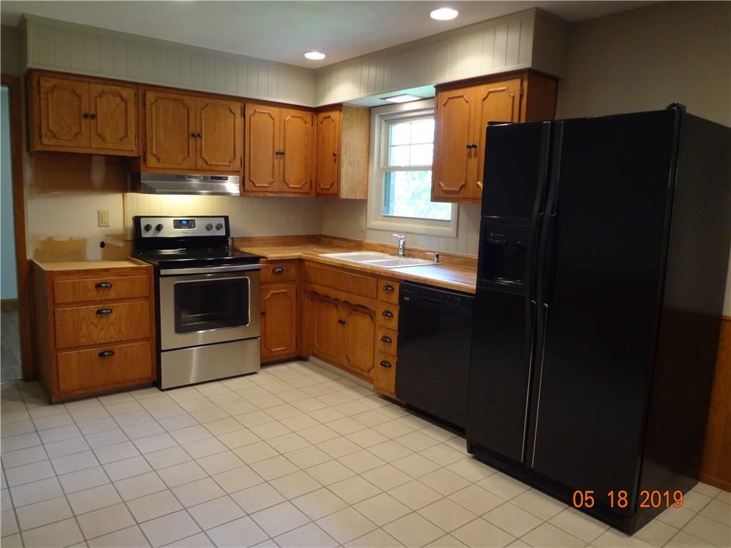 6104 Rucker Road Indianapolis, IN 46220 - Photo 7 of 23