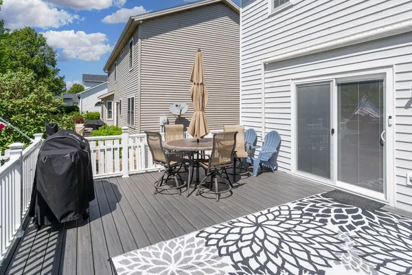$375,000 | 2 Bandecon Way, Bloomington, IL 61704