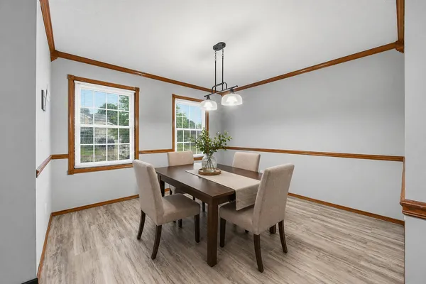 $375,000 | 2 Bandecon Way, Bloomington, IL 61704