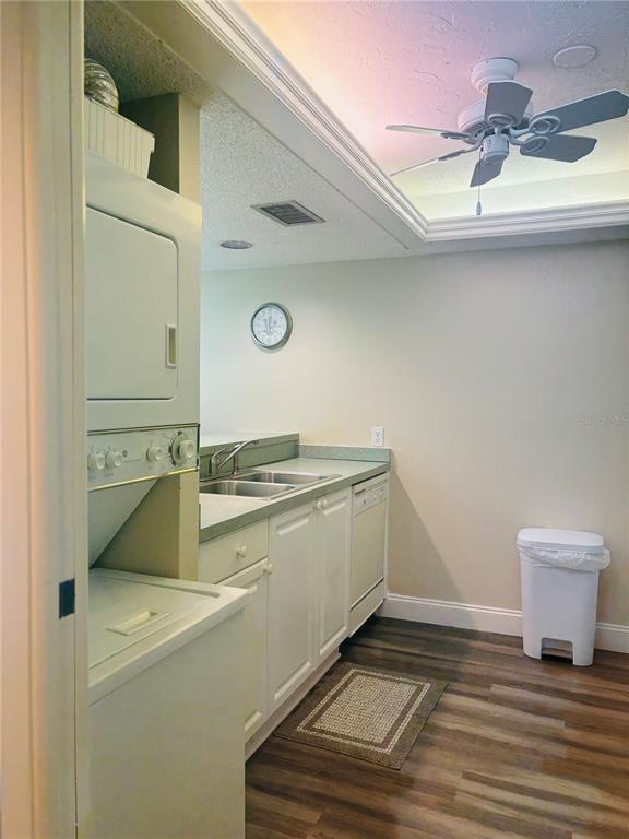 6518 Midnight Pass Road, Unit 209 Sarasota, FL 34242 - Photo 7 of 36