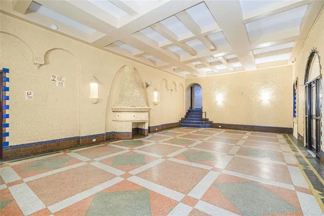 $275,000 | 3100 Brighton 3rd Street, Unit 6J | Brighton Beach