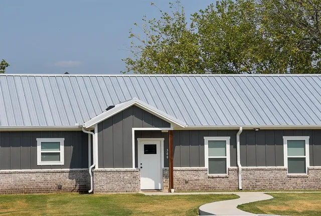 $1,650 | 1332 County Road 2175, Unit 300, Decatur, TX 76234