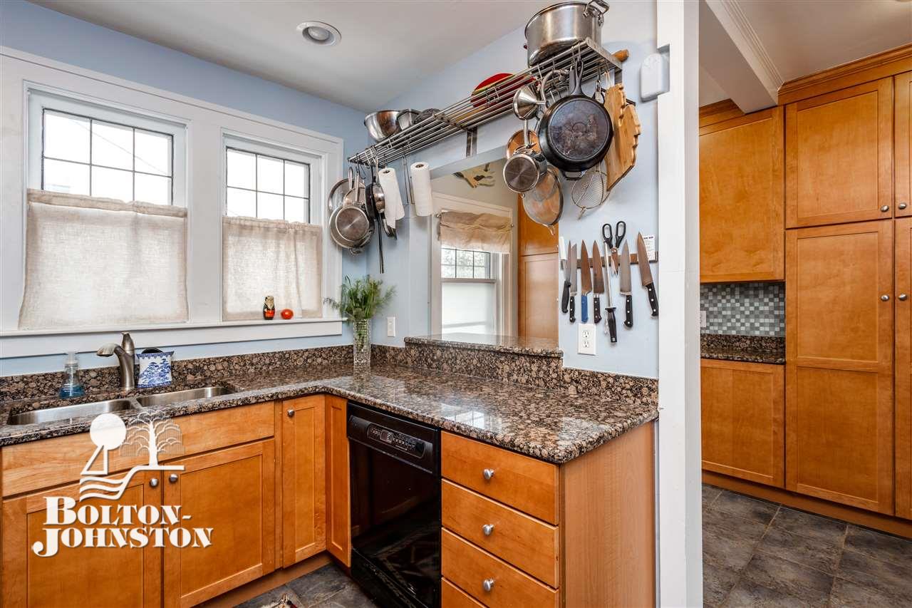 580-582 Neff Road Grosse Pointe, MI 48230 - Photo 17 of 68 2nd Floor Kitchen