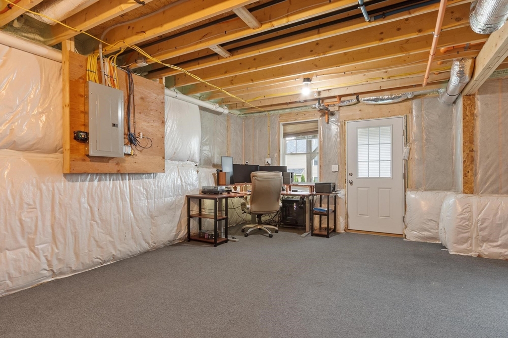 1208 Hazelwood Way Clinton, MA 01510 - Photo 23 of 25
