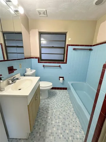 $219,900 | 112 East Turgot Avenue, Edgewater, FL 32132