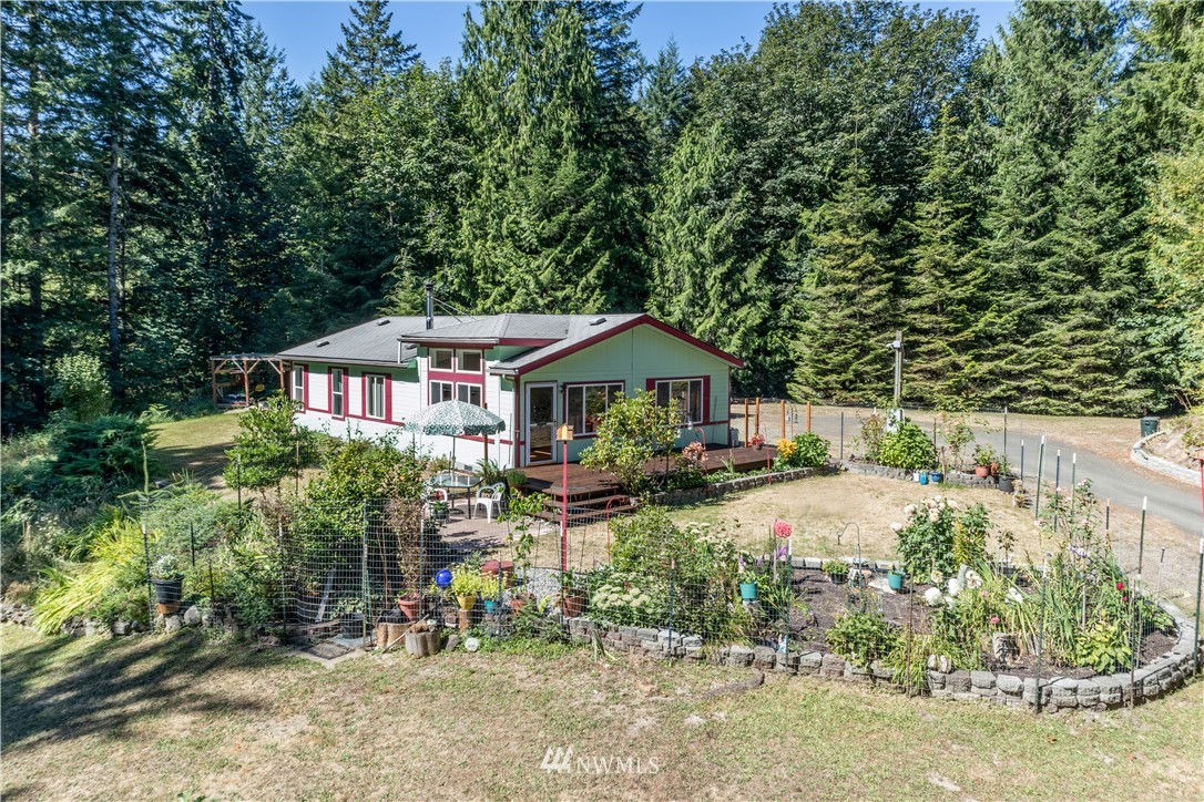 4380 West Valley Road Chimacum, WA 98325 - Photo 1 of 40 Gallery Image 1
