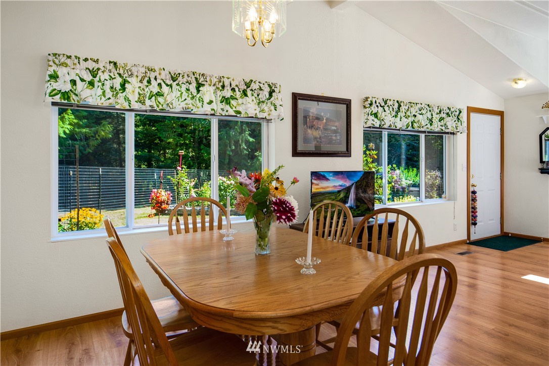 4380 West Valley Road Chimacum, WA 98325 - Photo 11 of 40 Gallery Image 11