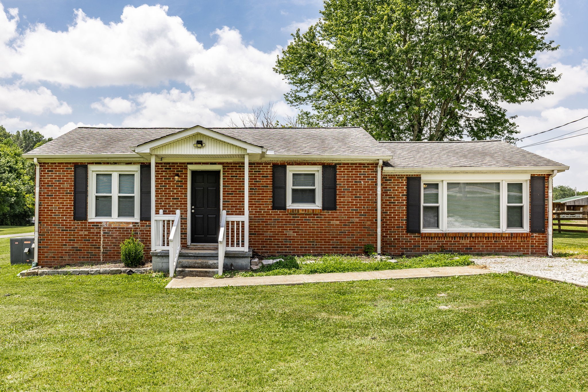 2952 Highway 41 South Springfield, TN 37172 - Photo 2 of 43
