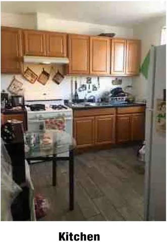 a black and white photo of a mirror