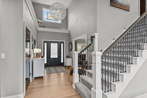 $689,900 | 114 Shalimar Court, Combined Locks, WI 54113