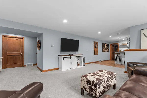 $689,900 | 114 Shalimar Court, Combined Locks, WI 54113