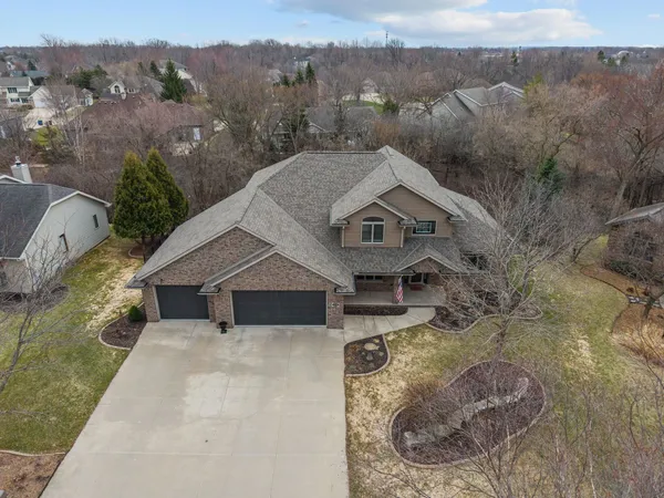 $689,900 | 114 Shalimar Court, Combined Locks, WI 54113