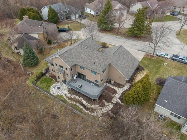 $689,900 | 114 Shalimar Court, Combined Locks, WI 54113