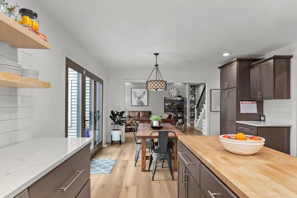 $689,900 | 114 Shalimar Court, Combined Locks, WI 54113