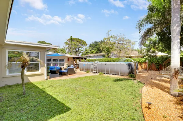$624,900 | 19049 Southeast Robert Drive, Jupiter, FL 33469