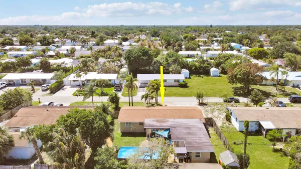 $624,900 | 19049 Southeast Robert Drive, Jupiter, FL 33469