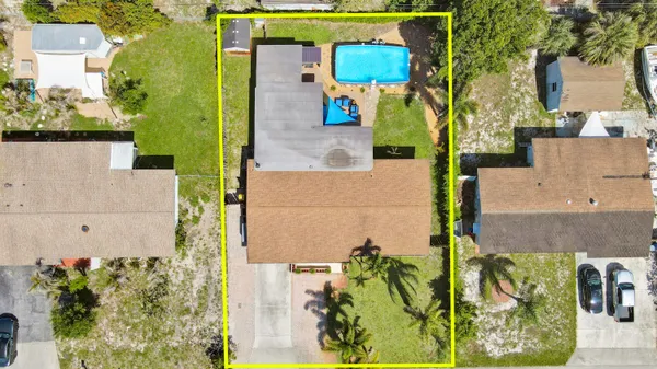 $624,900 | 19049 Southeast Robert Drive, Jupiter, FL 33469