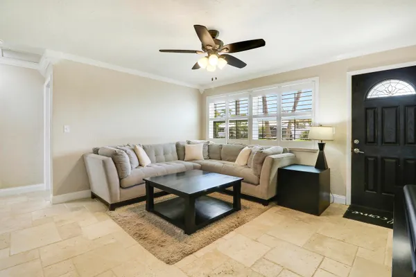 $624,900 | 19049 Southeast Robert Drive, Jupiter, FL 33469