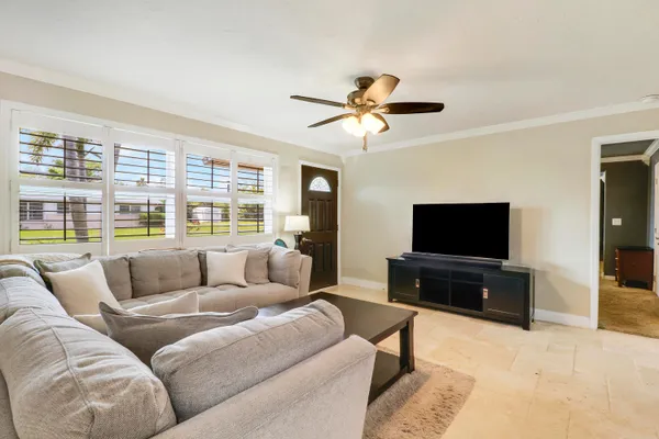 $624,900 | 19049 Southeast Robert Drive, Jupiter, FL 33469
