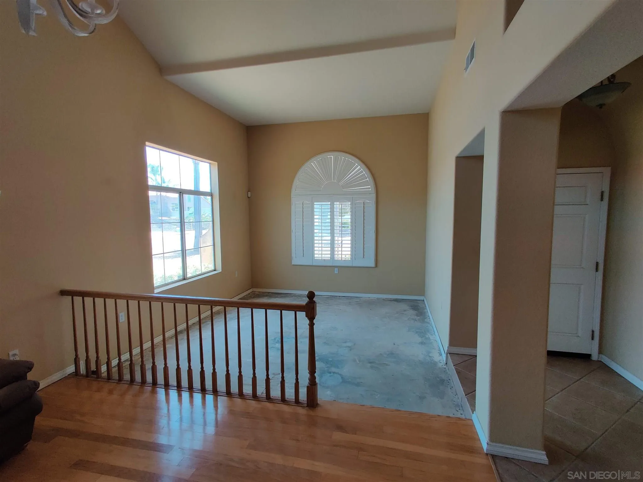 2934 Manzanita View Road Alpine, CA 91901 - Photo 7 of 12 a view of a livingroom with a hard wood floor