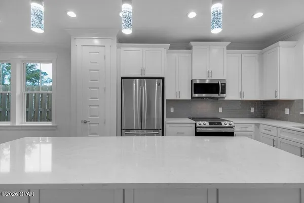 $2,650 | 8408 Warner Avenue, Panama City Beach, FL 32408