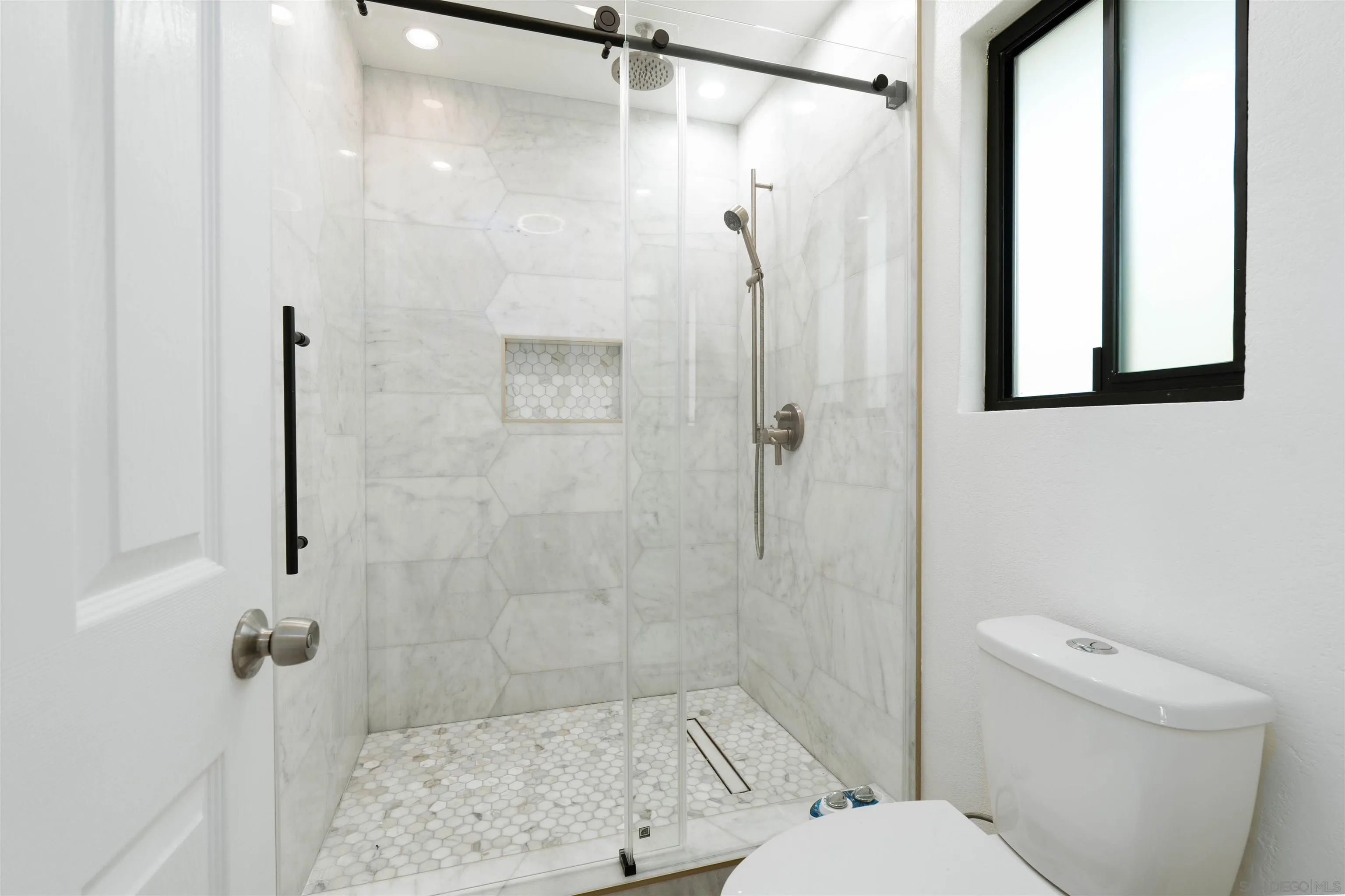 5837 Jeffries Ranch Road Oceanside, CA 92057 - Photo 17 of 30