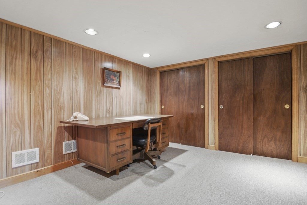 105 North Road Chelmsford, MA 01824 - Photo 26 of 31 Gallery Image 26